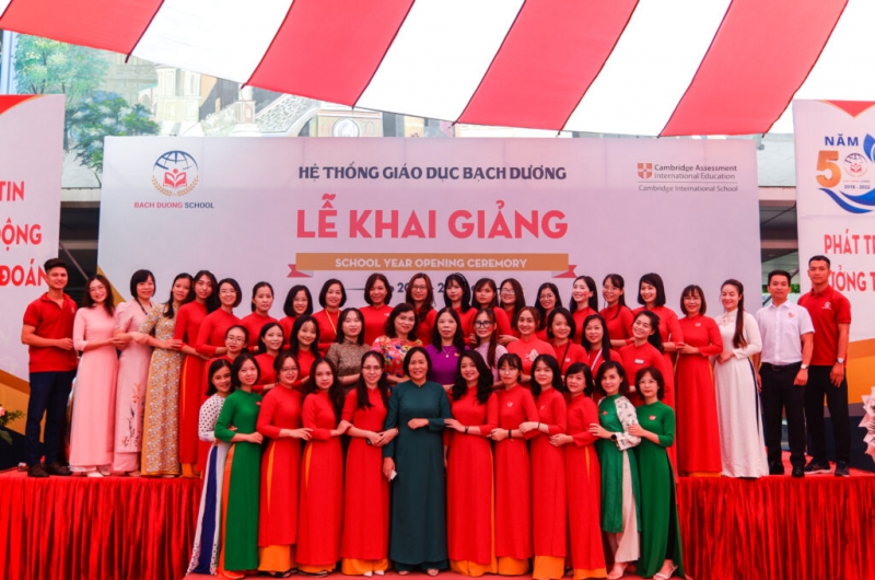 LỄ KHAI GIẢNG
