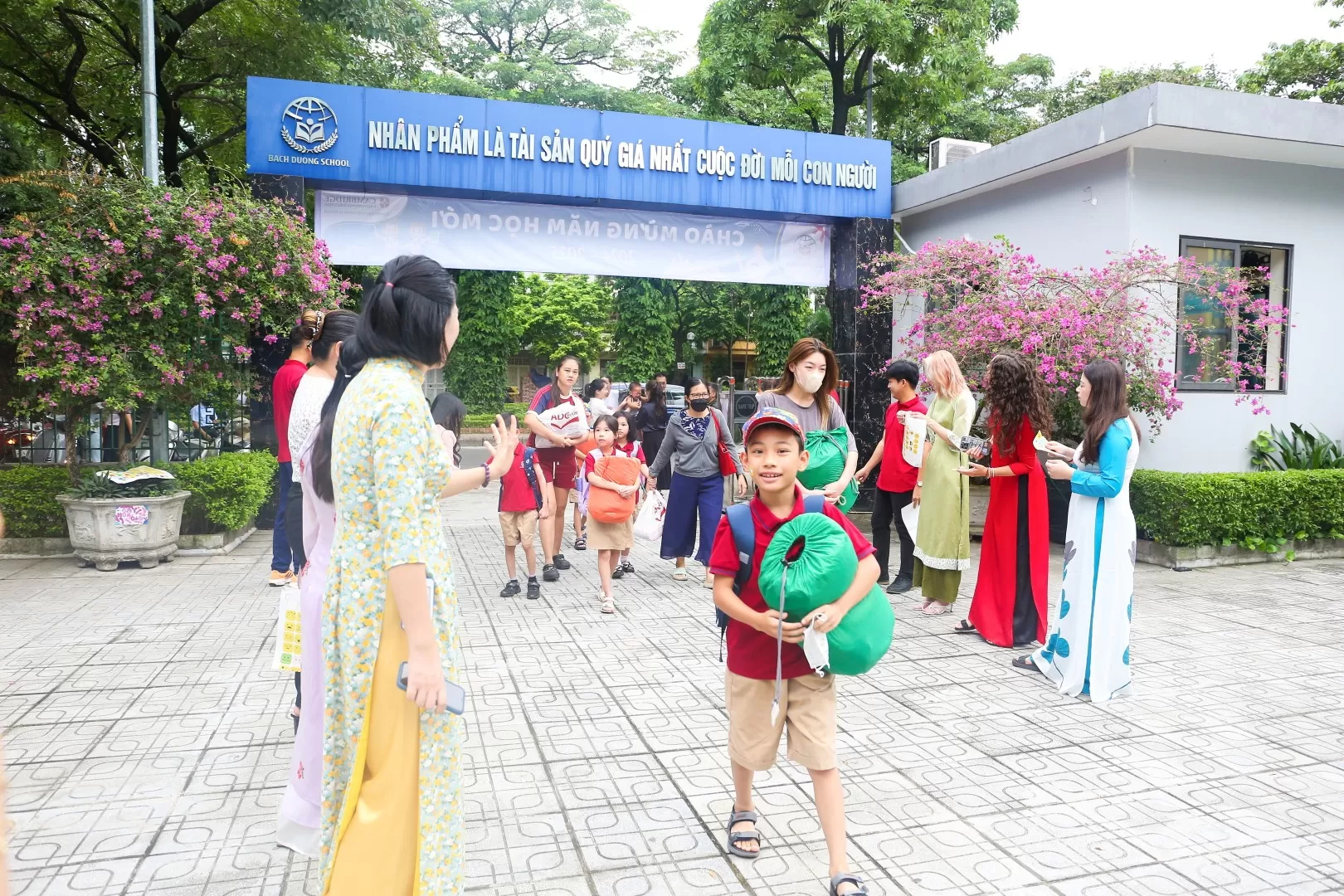 BACK TO SCHOOL 2024 - 2025