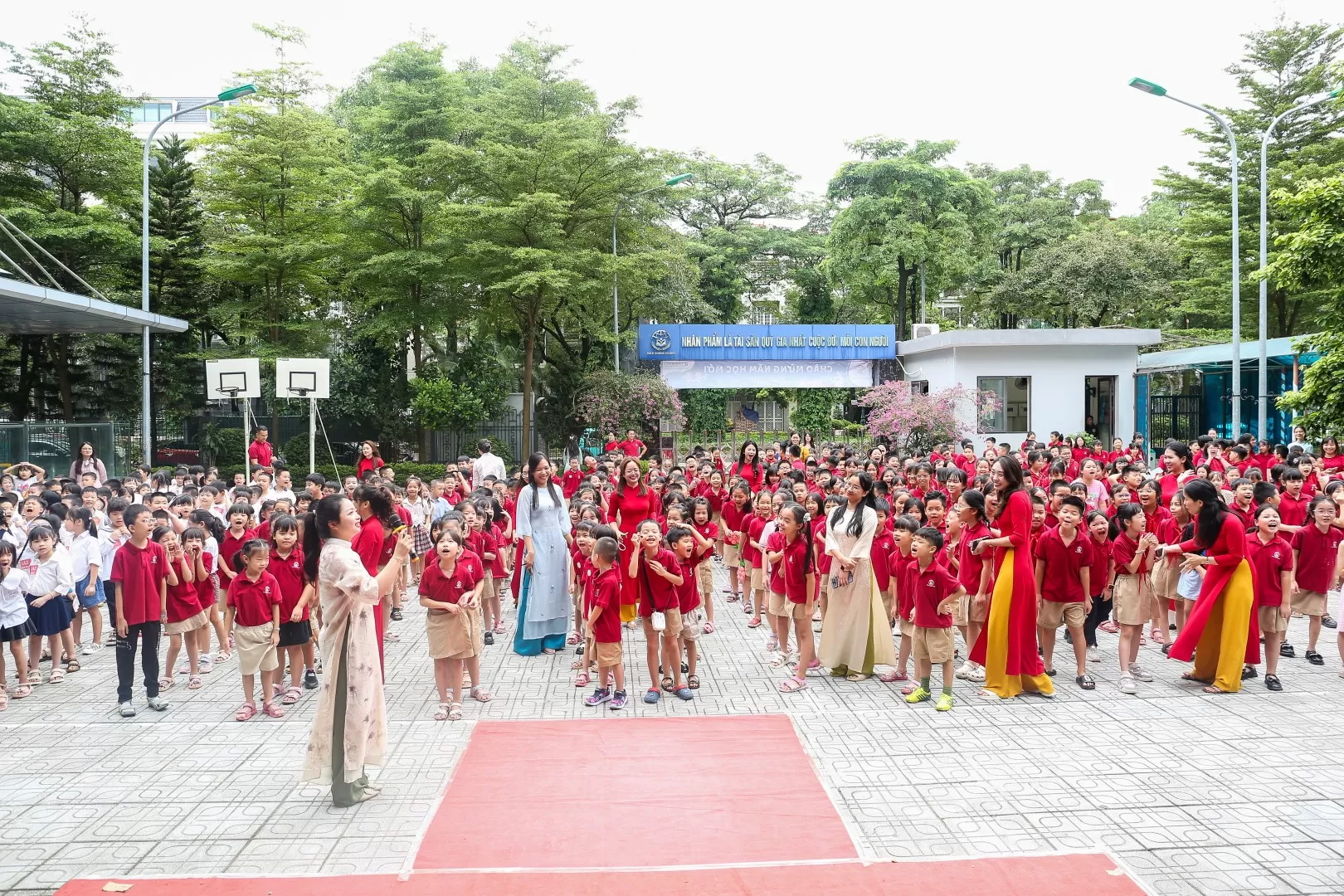 BACK TO SCHOOL 2024 - 2025
