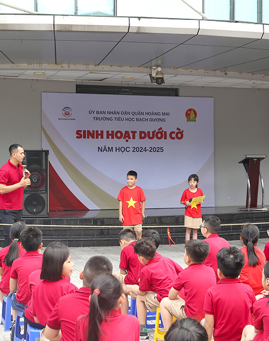 SINH HOẠT DƯỚI CỜ - trò chơi dân gian “Kéo co”