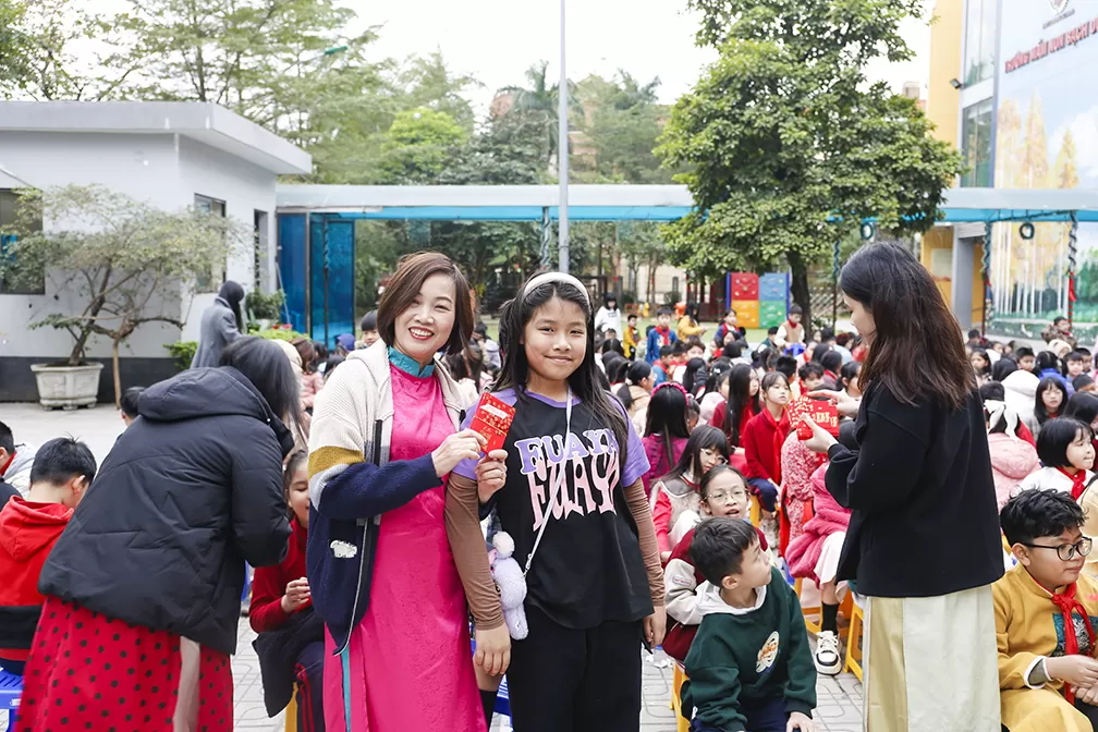 HỆ THỐNG GIÁO DỤC BẠCH DƯƠNG KHAI XUÂN 2025 RỘN RÀNG – HỨNG KHỞI CHO MỘT NĂM MỚI ĐẦY HỨA HẸN