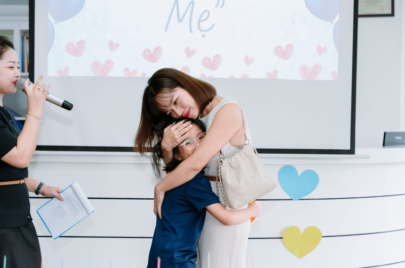 Khi những trái tim cùng cất lời yêu thương